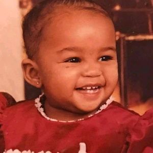 Meet your Posher, Carlos